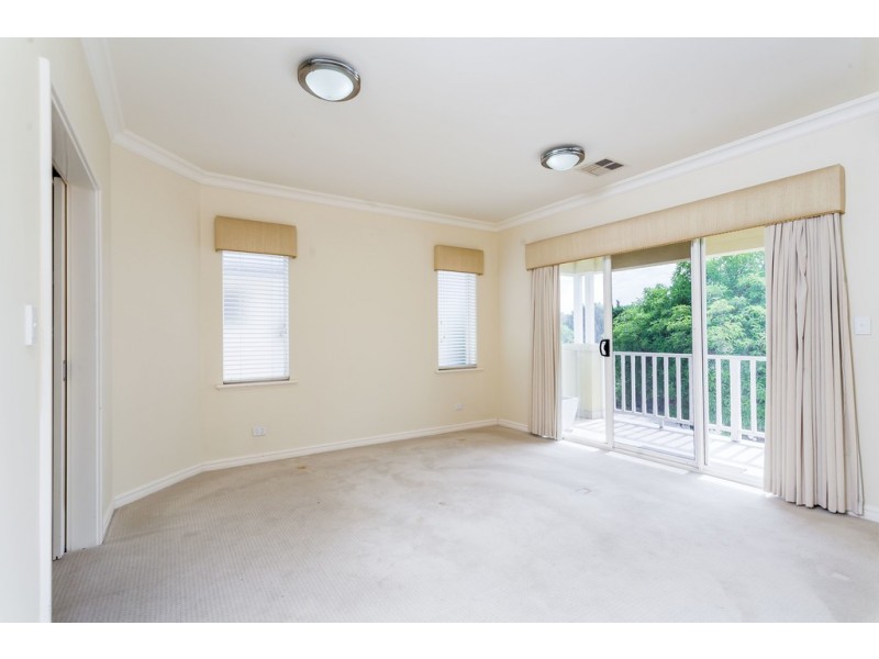 7A Searle Rd, Ardross WA 6153