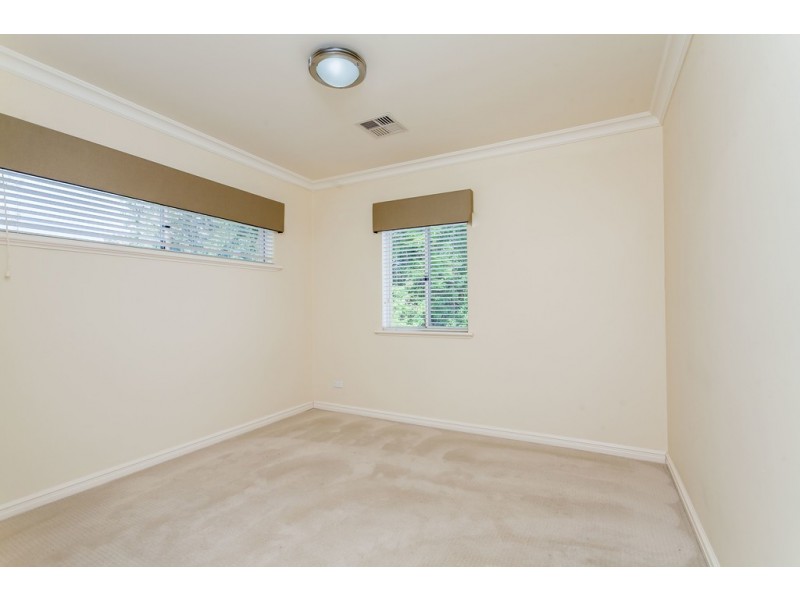 7A Searle Rd, Ardross WA 6153