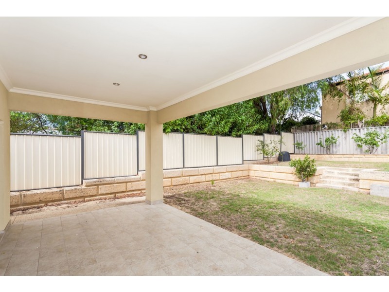 7A Searle Rd, Ardross WA 6153