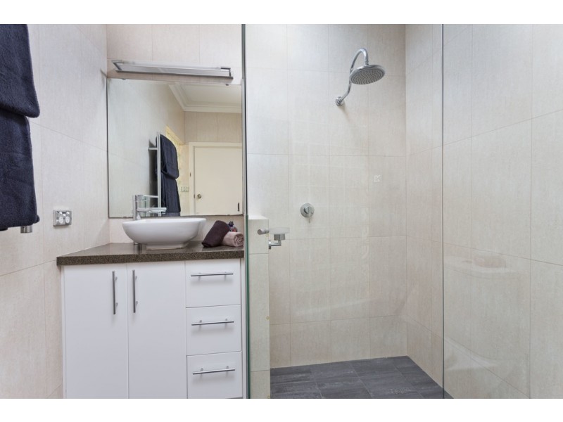 18 Purdie Ave, Ardross WA 6153