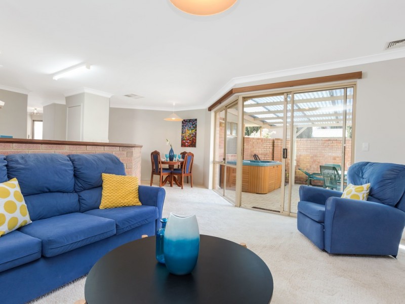 32 Ogilvie Rd, Mount Pleasant WA 6153