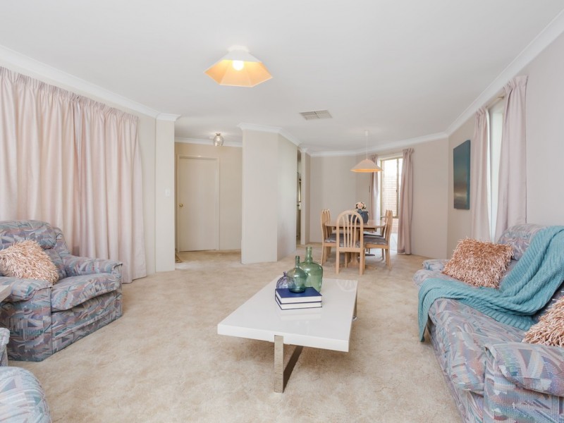 32 Ogilvie Rd, Mount Pleasant WA 6153