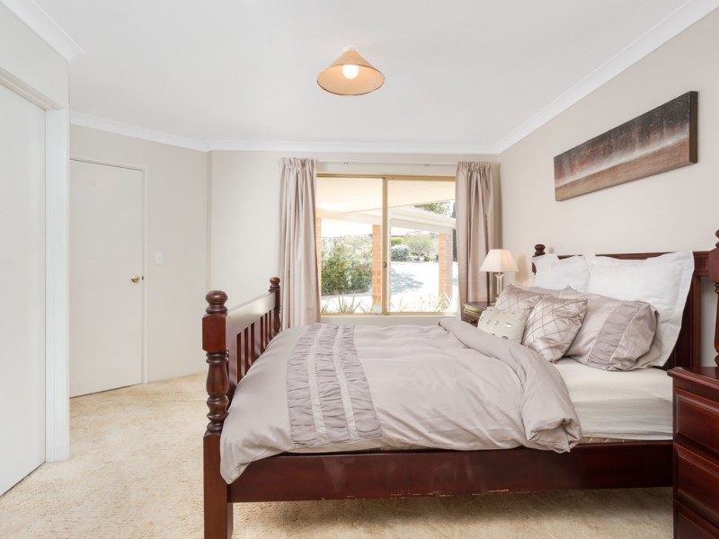 32 Ogilvie Rd, Mount Pleasant WA 6153