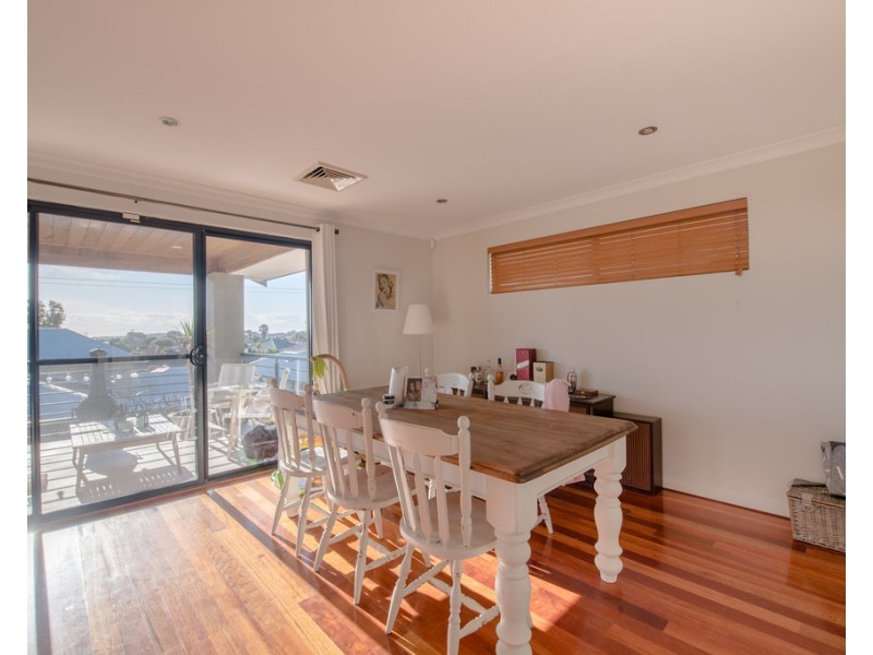 14 Seascape View, Yangebup WA 6164