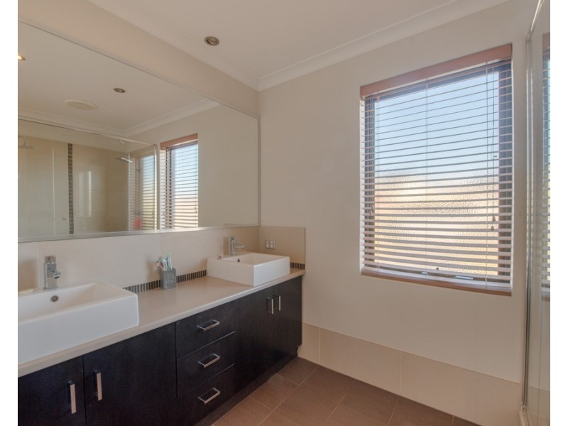 14 Seascape View, Yangebup WA 6164