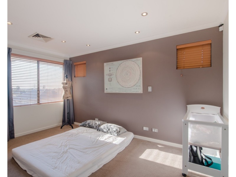 14 Seascape View, Yangebup WA 6164