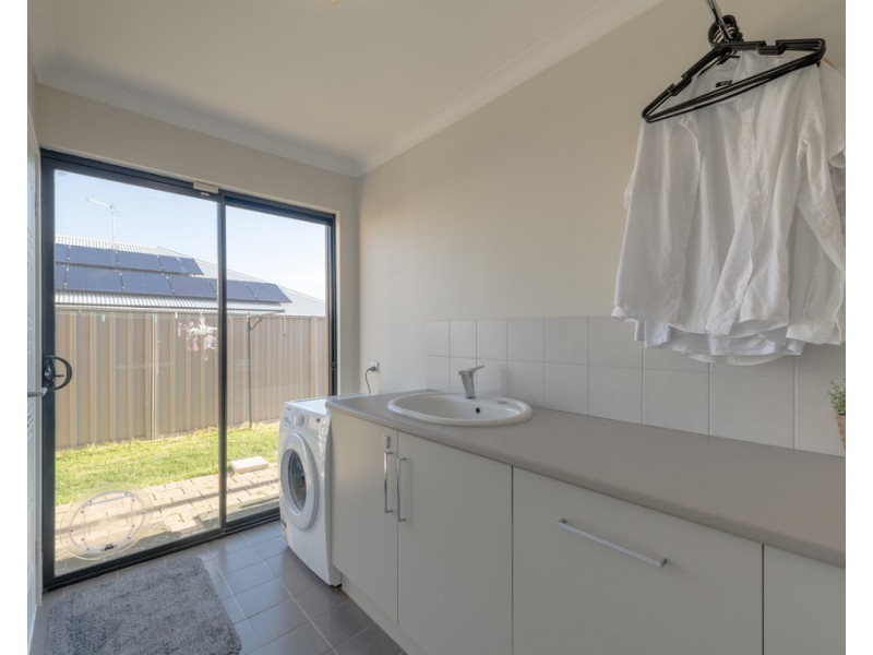 14 Seascape View, Yangebup WA 6164