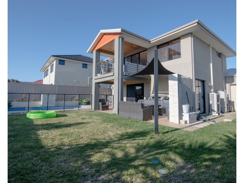 14 Seascape View, Yangebup WA 6164