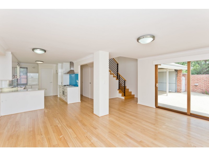 1/50 Thelma St, Como WA 6152