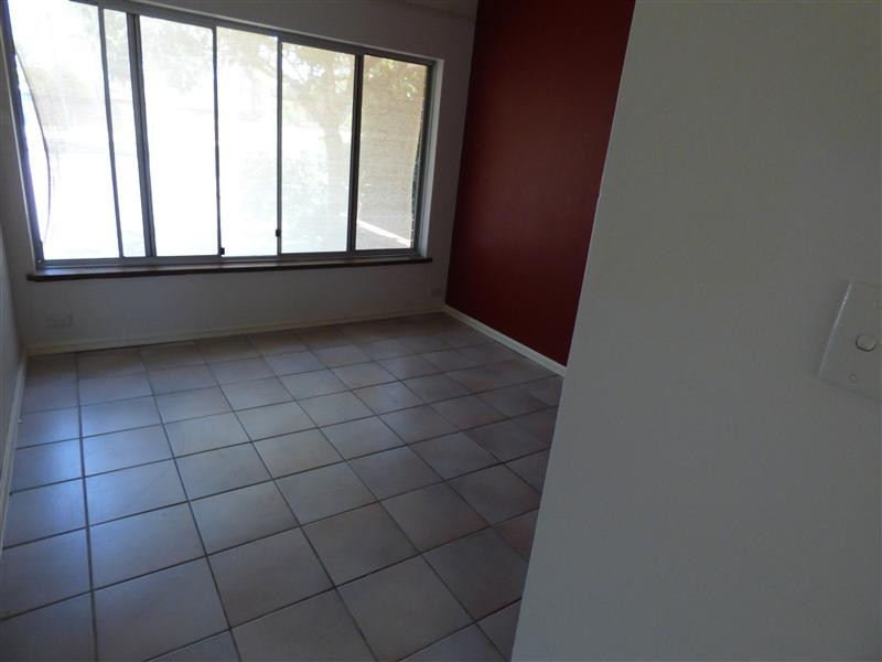 190 Riseley St, Booragoon WA 6154