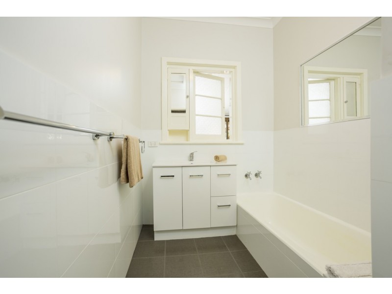 10 Fletcher St, Applecross WA 6153