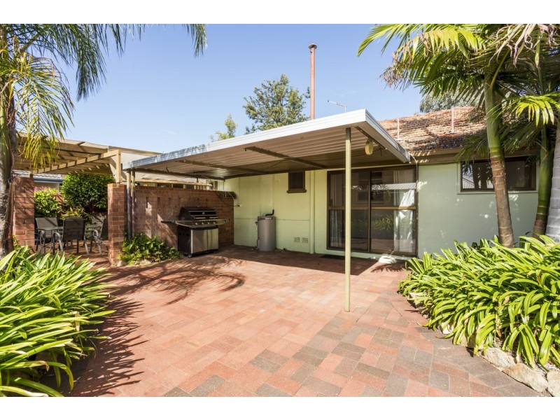 10 Fletcher St, Applecross WA 6153