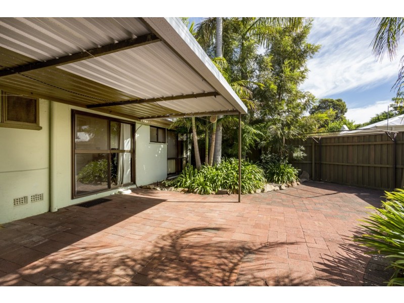 10 Fletcher St, Applecross WA 6153