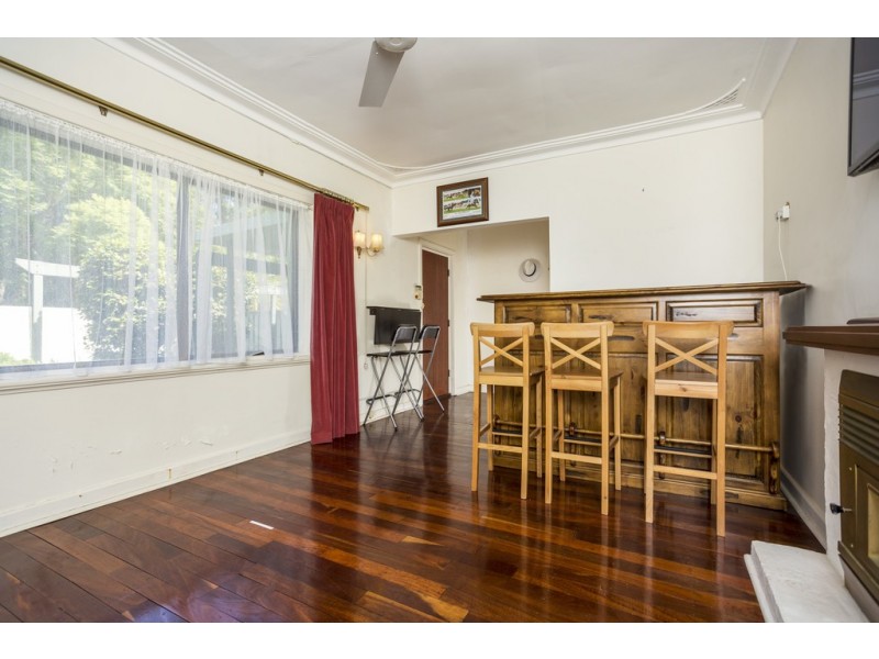 10 Fletcher St, Applecross WA 6153