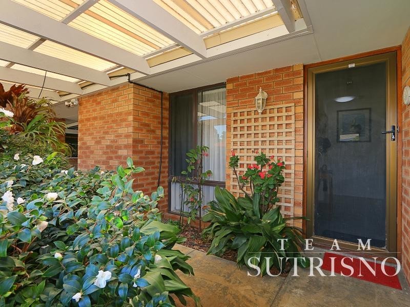 14 Villiers Way, Parkwood WA 6147