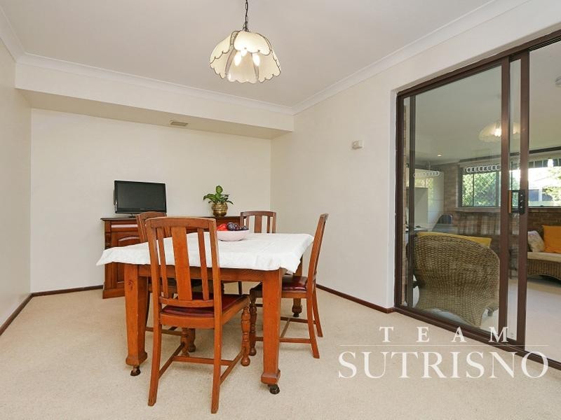 14 Villiers Way, Parkwood WA 6147