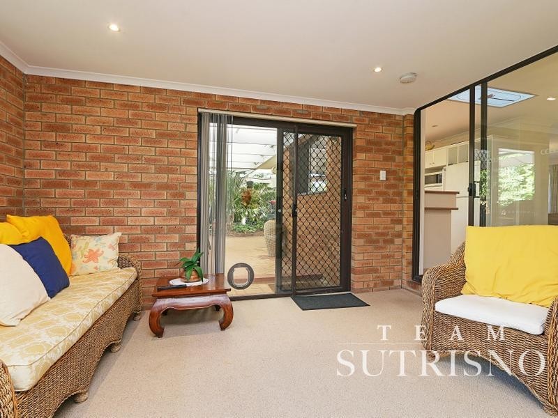 14 Villiers Way, Parkwood WA 6147