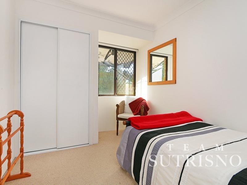 14 Villiers Way, Parkwood WA 6147