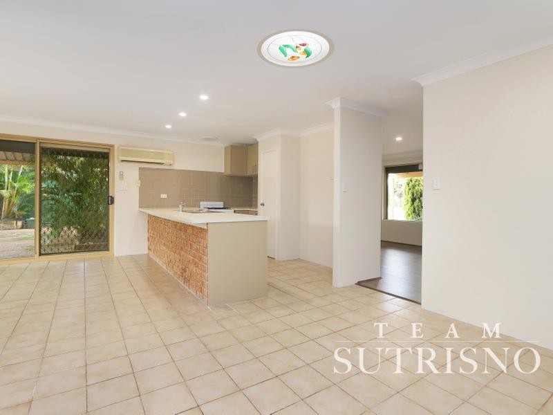 4 Ayres Court, Parkwood WA 6147