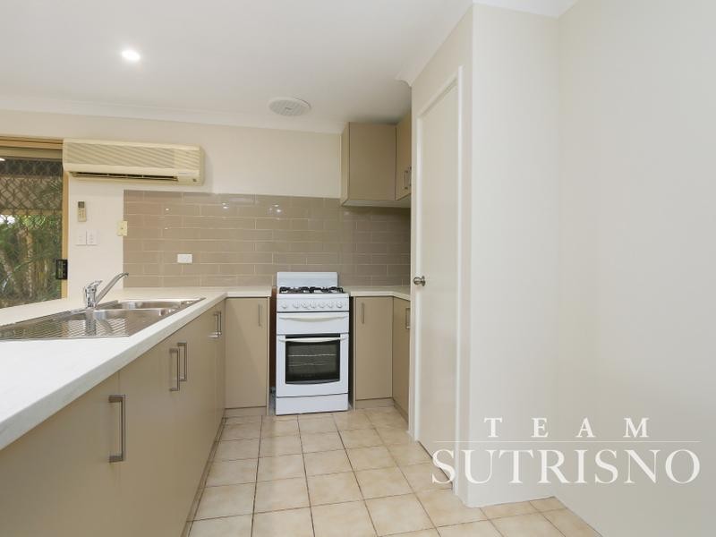 4 Ayres Court, Parkwood WA 6147