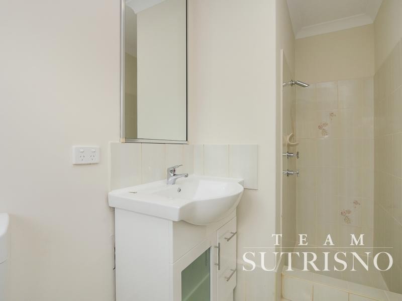 4 Ayres Court, Parkwood WA 6147