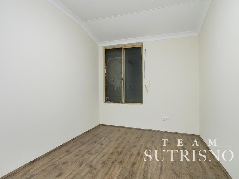 4 Ayres Court, Parkwood WA 6147