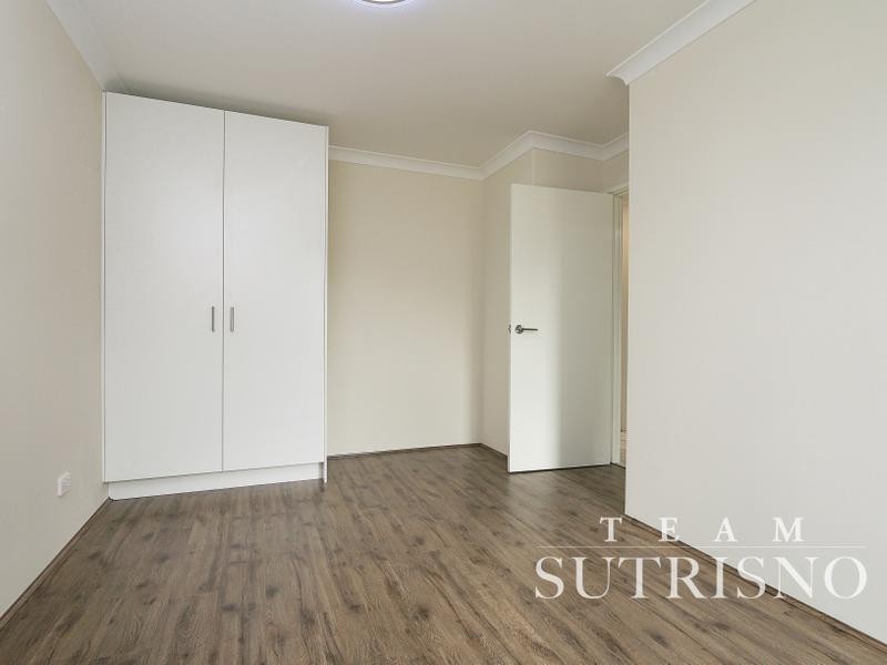 4 Ayres Court, Parkwood WA 6147