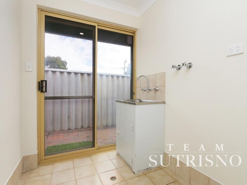 4 Ayres Court, Parkwood WA 6147