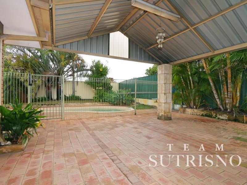 4 Ayres Court, Parkwood WA 6147