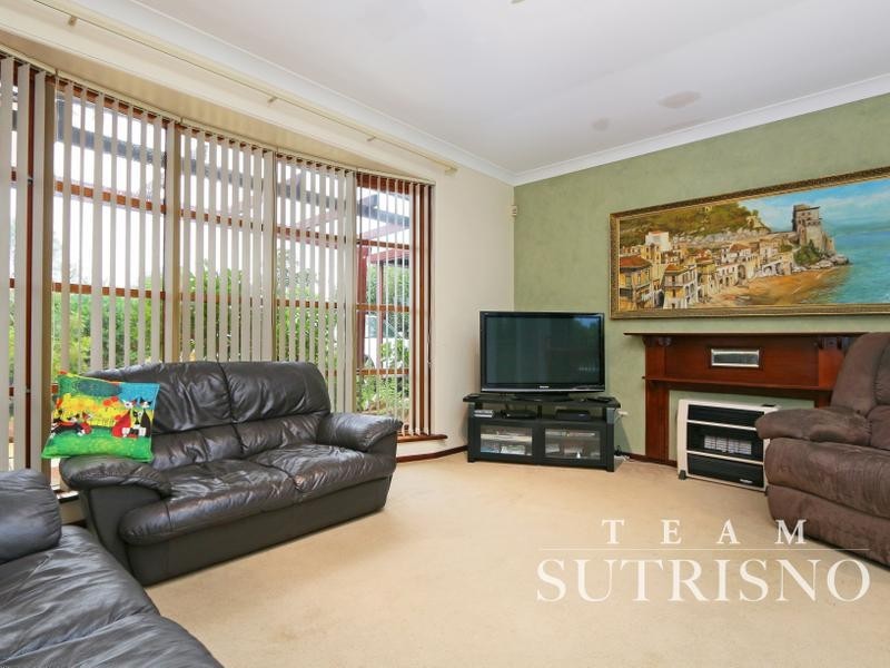 48 Romney Way, Parkwood WA 6147