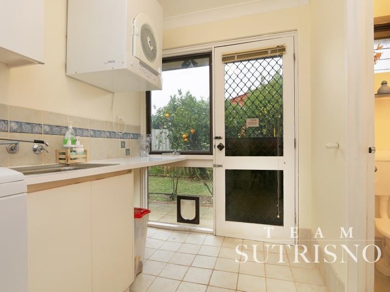 48 Romney Way, Parkwood WA 6147