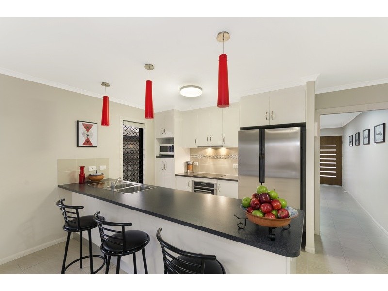 14 Jarvis Street, Burdell QLD 4818