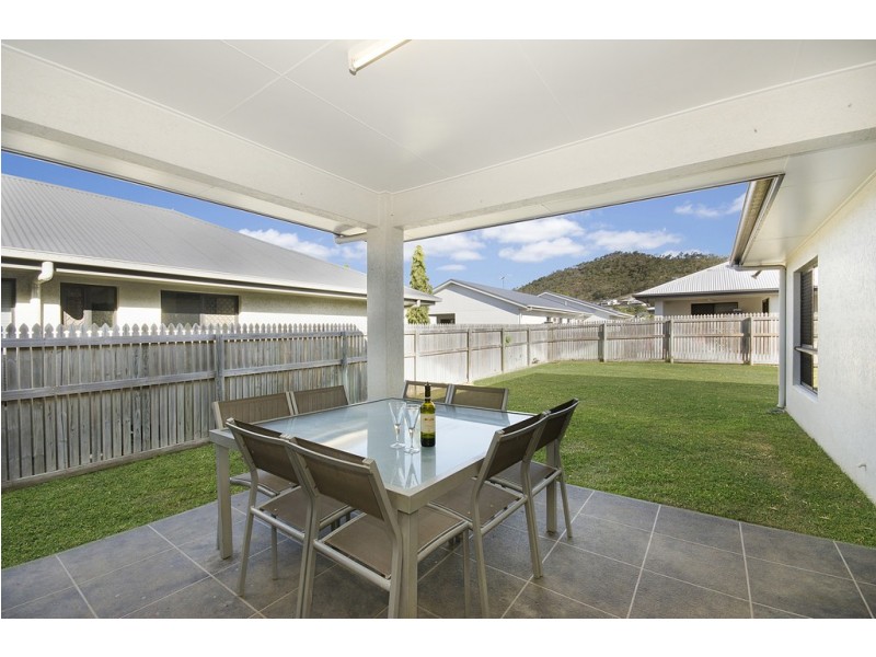 20 Tahlia Circuit, Mount Louisa QLD 4814