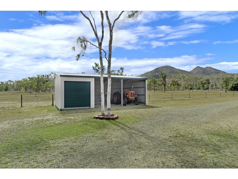 12B Brady Road, Oak Valley QLD 4811