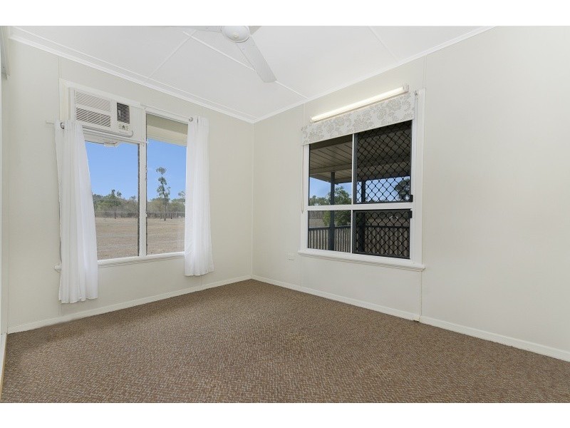 12B Brady Road, Oak Valley QLD 4811