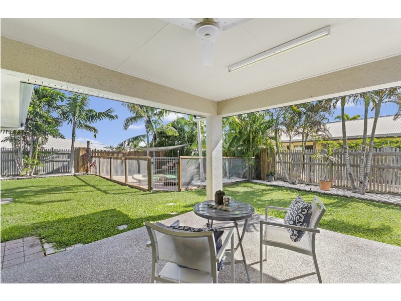 9 Minaret Way, Mount Louisa QLD 4814