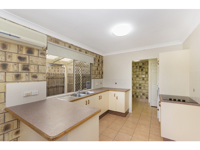 2/76 Thirteenth Avenue, Railway Estate QLD 4810