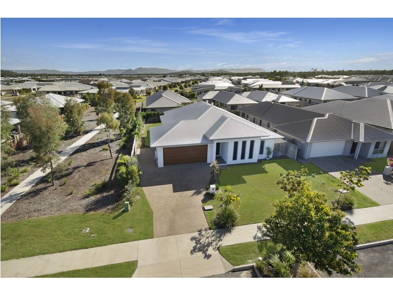 48 Sunhaven Boulevard, Burdell QLD 4818