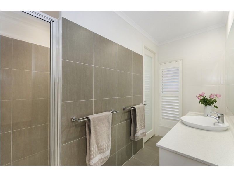 48 Sunhaven Boulevard, Burdell QLD 4818