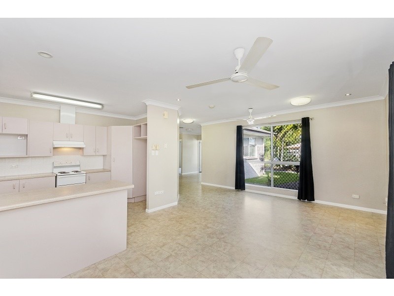 7 Tartan Place, Rasmussen QLD 4815