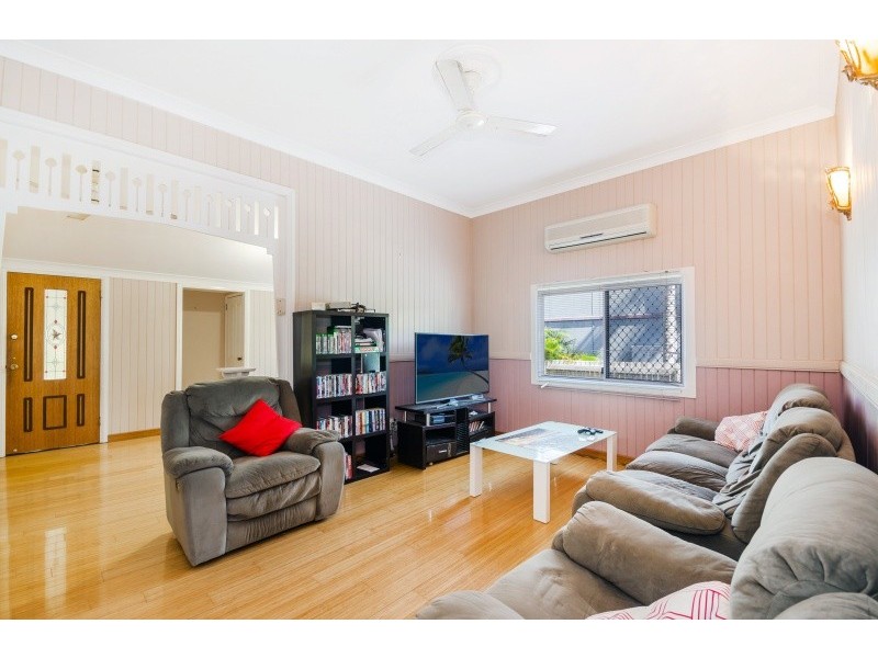 48 Queens Road, Hermit Park QLD 4812