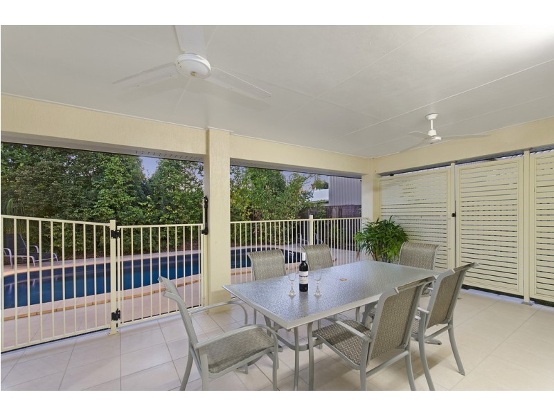 32 Donostia Crescent, Bushland Beach QLD 4818