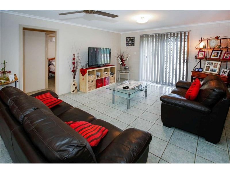 37 Samantha Street, Kelso QLD 4815