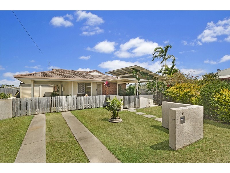 9 Geoffrey Court, Rasmussen QLD 4815