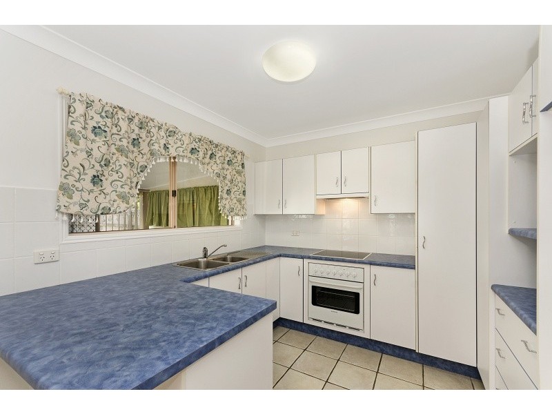 16 Alpina Place, Kirwan QLD 4817