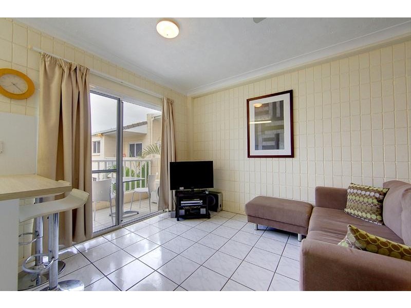 12/15-19 Gregory Street, North Ward QLD 4810