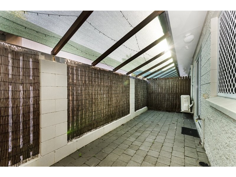 4/11 Cheyne Street, Pimlico QLD 4812