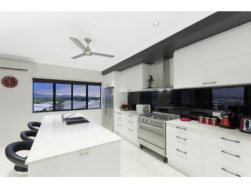 22 Adrian Rise, Mount Louisa QLD 4814