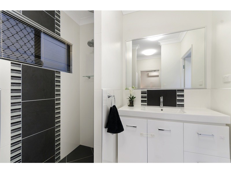 22 Adrian Rise, Mount Louisa QLD 4814