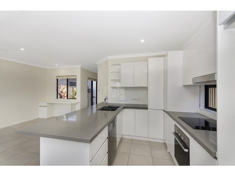 38 Goode Lane, Oonoonba QLD 4811